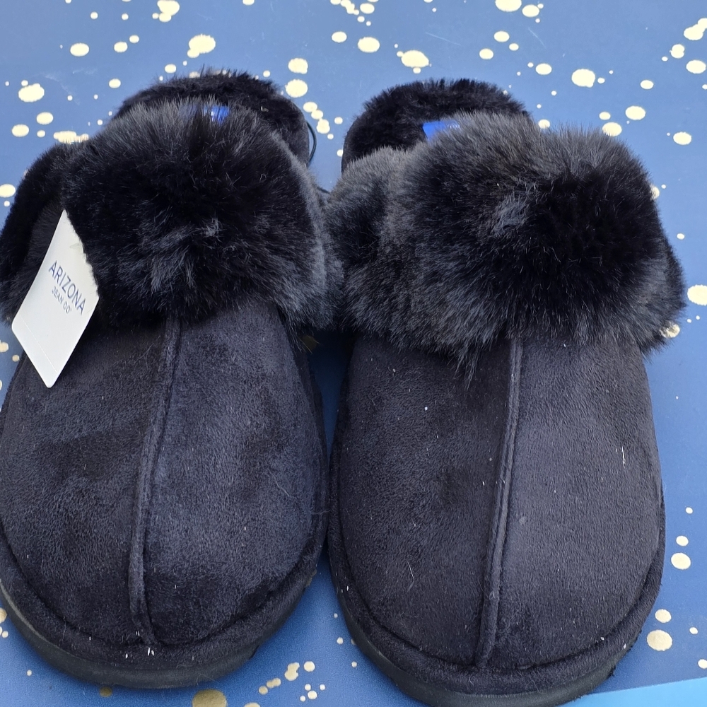 Arizona Jean Company Black Furry Women's Slippers Sz 11